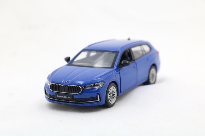 MSZ Miniatūrais modelis Škoda Superb
