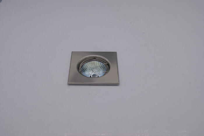 BESK Dekoratīvs apgaismes ķermenis 80*80*H30mm BESK