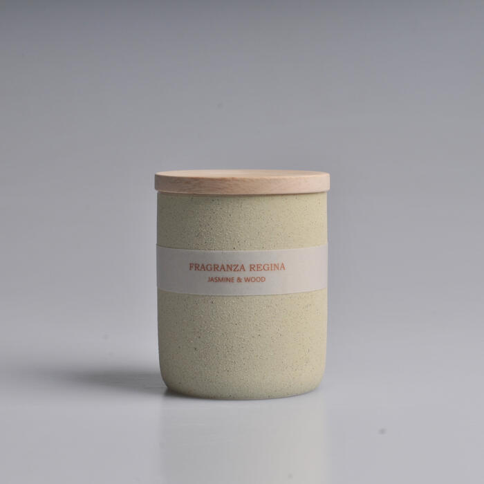 ArtFlow Aromātiskā svece JASMINE & WOOD 230gr, +/- 35h (4750959136218)