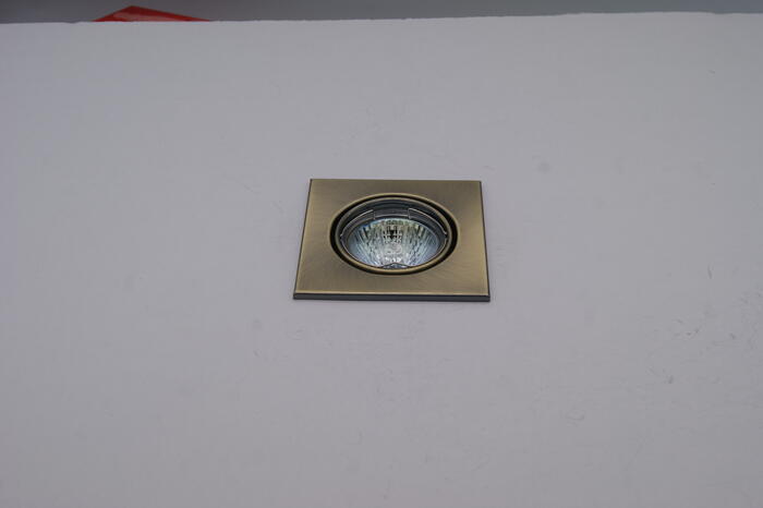 BESK Dekoratīvs apgaismes ķermenis 87*87*27mm BESK (4750959093825)
