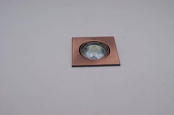 BESK Dekoratīvs apgaismes ķermenis 87*87*27mm BESK (4750959093832)