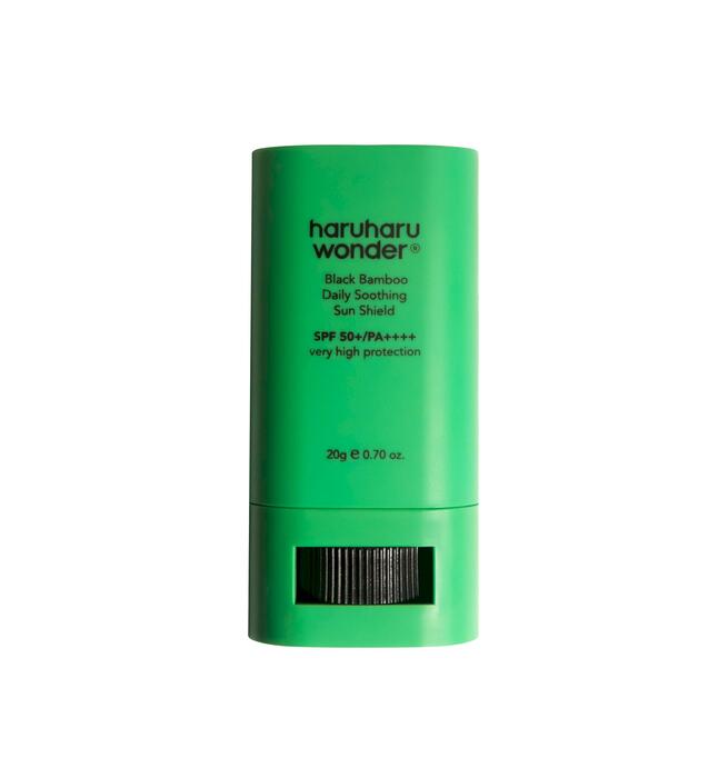 Haruharu Wonder Black Bamboo Daily Soothing Sun Shield Солнцезащитный щит SPF 50+ / PA++++ 20 g (8809532221929)