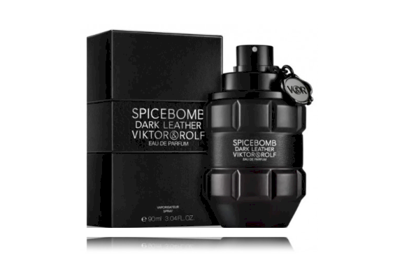 Viktor & Rolf Spicebomb Dark Leather