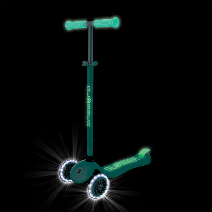 GLOBBER skrejritenis Primo Plus Glow Lights, piparmētru, 443-206