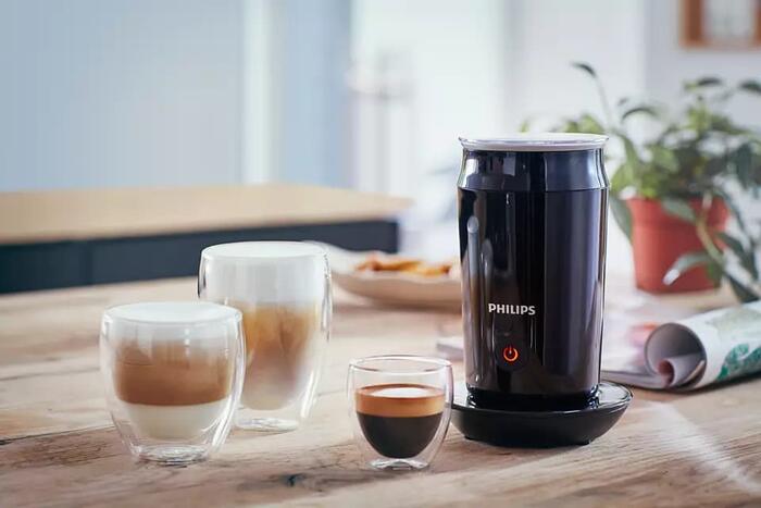PHILIPS piena putotājs Milk Twister, melns