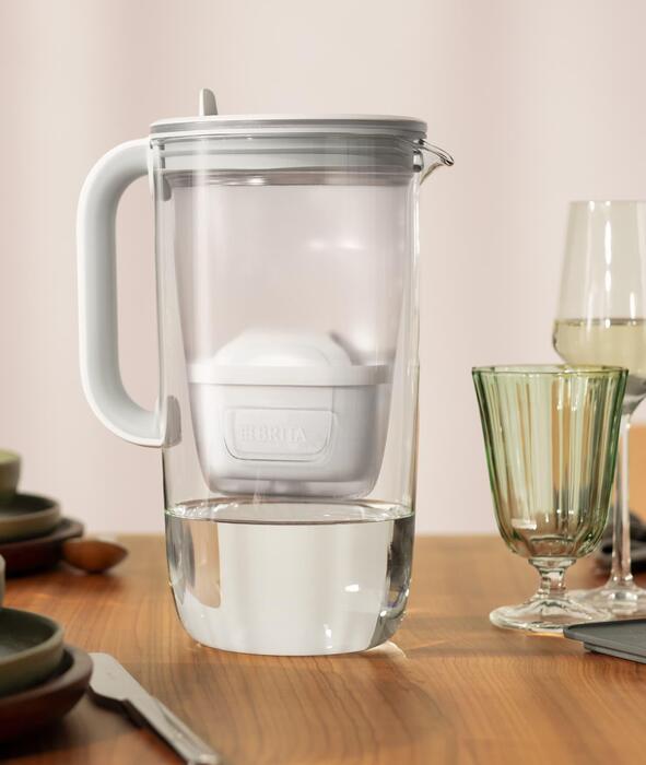 Brita Stikla karafe 2.5 L, gaiši zila (GLAS)