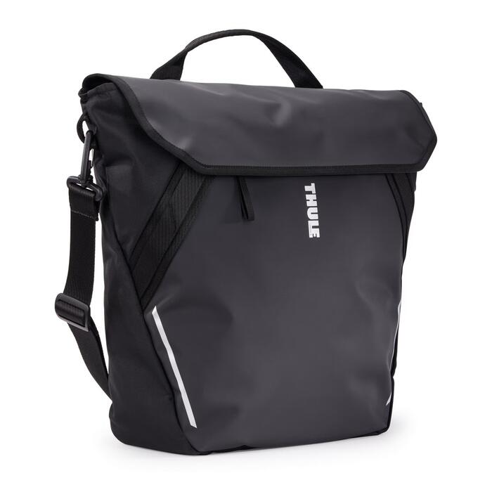 Thule 5468 Chasm Courier 22L with