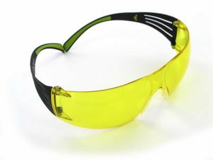 3M SecureFit 400 SF403AF защитные очки, желтые, поликарбонат, 99,9% УФ, CE (SF403AF)