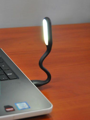 Силиконовая лампа USB - черная (P3184)