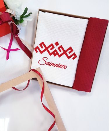 Комплект кухонных вафельных полотенец с вышивкойFOLK41