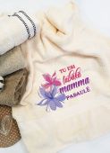 Подарочное полотенце LUX c вышивкой TU ESI LABĀKĀ MAMMA PASAULĒ (Y27)