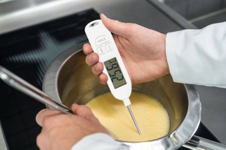 Elektronisks termometrs ar LCD displeju -50 līdz 300 °C  (P07177)