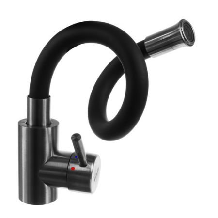 Virtuves jaucējkrāns ar elastīgu snīpi un aeratoru (P26324)