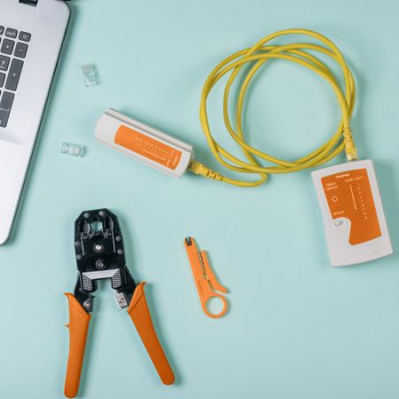 Набор сетевых инструментов с кабельным тестером (код товара P25834)