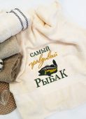 Подарочное полотенце LUX c вышивкой САМЫЙ ПРАВДИВЫЙ РЫБАК (Y46)