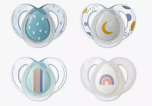 Tommee Tippee silikona māneklis 2vnt 6-18m Night 433661