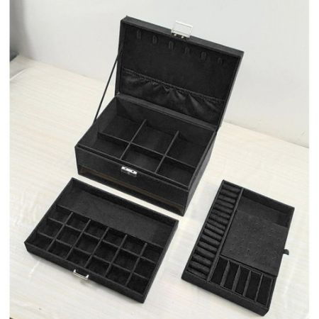 Чемоданчик для ювелирных украшений P22262