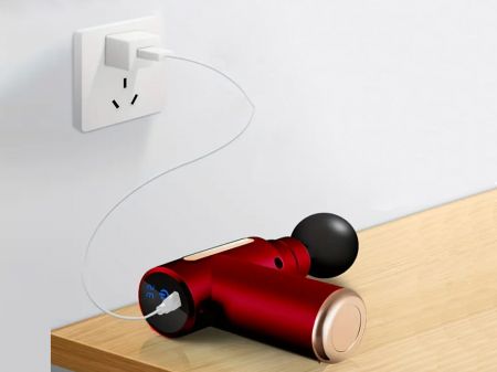 Mini masāžas pistole 4 uzgaļi sarkana (P24216_CZE)