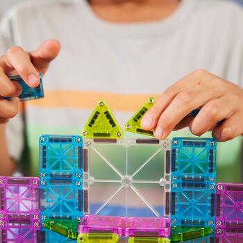 MAGNA-TILES magnētiskais konstruktoru komplekts Travel Deluxe, 55 gab. (254055MT)