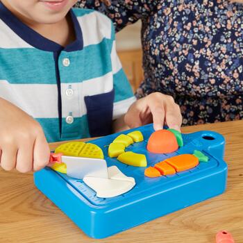 PLAY-DOH Игровой набор Поваренок (F6904)