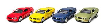 KINSMART Металлическая моделька 2006 Ford Mustang GT, масштаб 1:36 (KT5091)