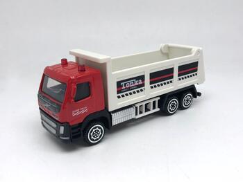 MSZ Volvo Dump Truck, 1:72 (67374M)
