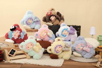 LOVELY EMMA Мягкий брелок-сюрприз - Little Bear Adoption Guide (82475LE)