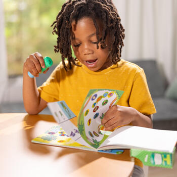 MELISSA & DOUG Sticker WOW! Aktivitāšu komplekts - Dinozaurs (32012)
