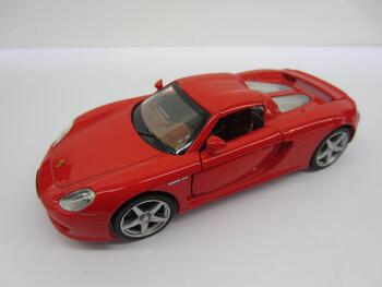 MSZ Porsche Carrera GT, 1:32 (68343M)