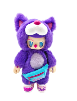 REBEL BEAR Мягкая коллекционная фигурка с сумочкой, упаковка-сюрприз, 18 см (CSRB005)