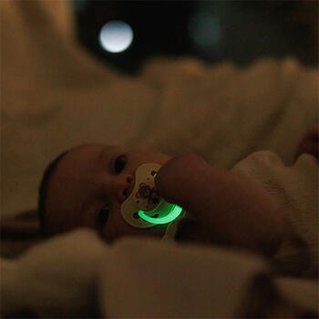 Пустышки Babyono анатомической формы 0-6 мес. (2 шт.) 1670/01