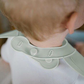 Силиконовый нагрудник BabyOno 1639/04 mint