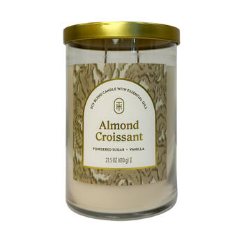 Threshold Aromātiskā svece Almond Croissant 610gr, +/- 70h (8721586811416)