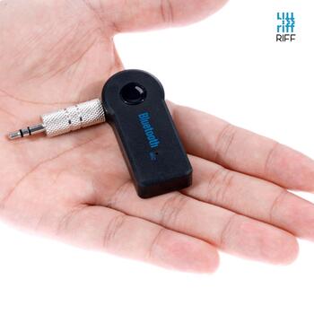 Riff BT-X5 Car FM Bluetooth Transmiteris ar 3.5mm Audio pieslēgumu + Mikrofona savienojumu Melna (RF-BT-X5)