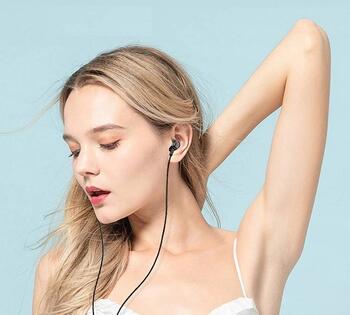 iKaku KSC-381 Универсальные легкие наушники-вкладыши HiFi 3,5 мм с микрофоном 1,2 м Черный (KSC-381-BK)