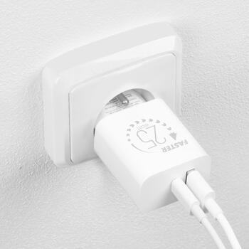 OBAL:ME Wall Charger Зарядное устройство USB-A + USB-C 25W / белый (OM25WCA)