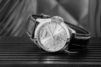 Casio MTP-1370L-7AVDF Vīriešu pulkstenis (MTP-1370L-7AVDF)