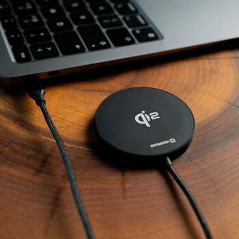 Swissten MagPuck Qi2 Беспроводное зарядное устройство 1.5m (совместимо с MagSafe) (22055560)