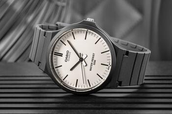 CASIO MW-240-7EVEF Vīriešu pulkstenis (MW-240-7EVEF)