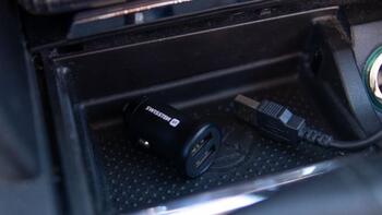 Swissten Auto Ladētājs 2x USB 4.8A (20115000BOX)