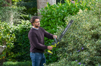 Ryobi ONE+ RY18HT50A-0 Аккумуляторные ножницы для живой изгороди 50 cm (Без батареи и зарядного устройства) (5133005376)