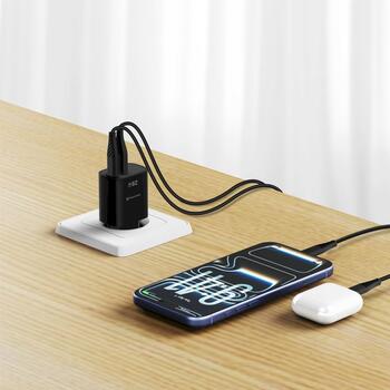 Swissten Travel 3арядное устройство Edge GaN USB-A 18W / USB-C 25W black (22071714)