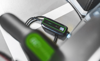 Green Cell EV16 Зарядка для электрического автомобиля 3,6kW / 10 / 16A / 6.5m / Schuko Type 2 (EV16)
