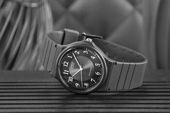 Casio MQ-24-1B3LDF Unisex Pulkstenis (MQ-24-1B3LDF)