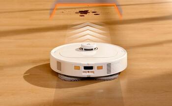 Roborock Qrevo MaxV Robot Vacuum Cleaner White (QRMV02) (QRMV02-00)