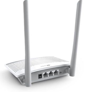 TP-Link WR820N Рутер (TL-WR820N)
