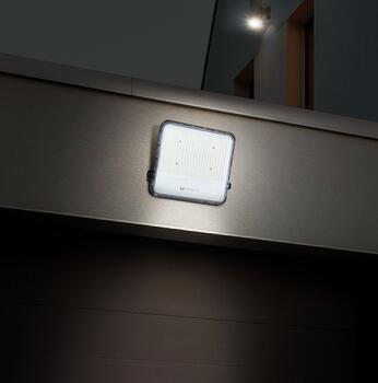 Forever Light Floodlight LED PROXIM+ LED Прожектор с датчиком движения 50W / 4000K / 7500lm / IP65 / 150lm/W (RTV200088)