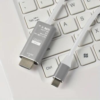 RoGer FT-H05 USB-C uz HDMI UltraHD 4K@30Hz Kabelis 2m / balts (RO-FTH05-2M-WH)