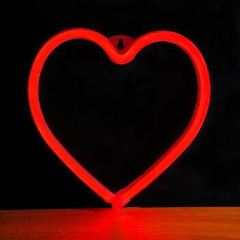 Forever Light FLNEO7 HEART Neon LED Dekorācija (FLNEO7)