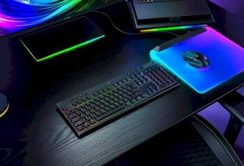 Razer BlackWidow V4 Low-profile Wireless Клавиатура (RZ03-05271500-R3M1)